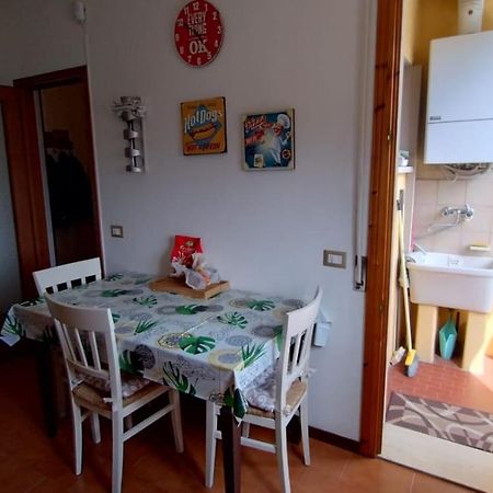 Апартаменты La Casa Dei Viaggiatori - Viareggio - Posto Auto Gratuito Экстерьер фото